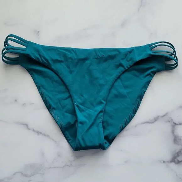 NWOT Hurley MAX SOLID MODERATE BIKINI BOTTOM - Picture 1 of 8